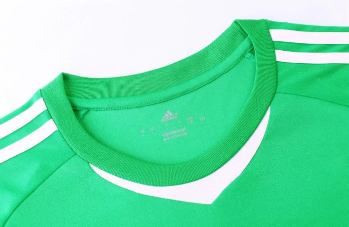 #812 Green Soccer Training Uniforms Blank Jersey and Shorts