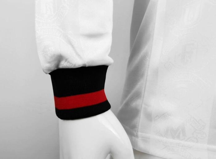 Long Sleeve Retro Jersey 1998-1999 Manchester United Away White Soccer Jersey Vintage Man Uted Football Shirt