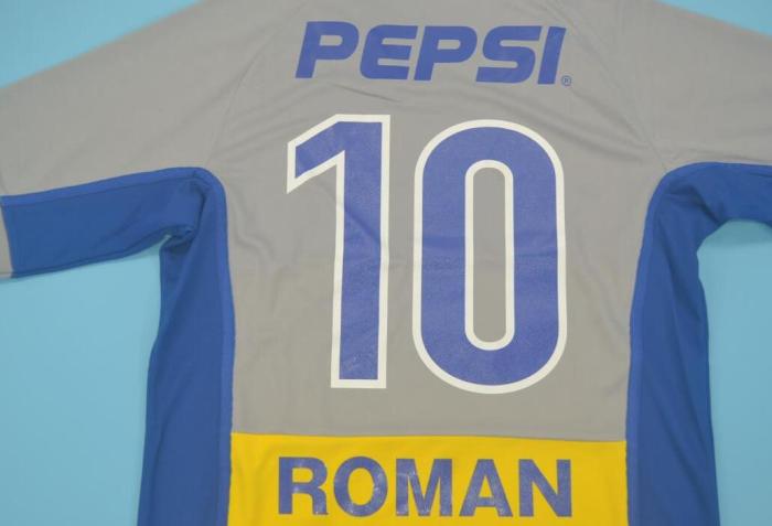 Retro Jersey 2002-2003 Boca Juniors 10 ROMAN Away Grey Soccer Jersey Vintage Football Shirt
