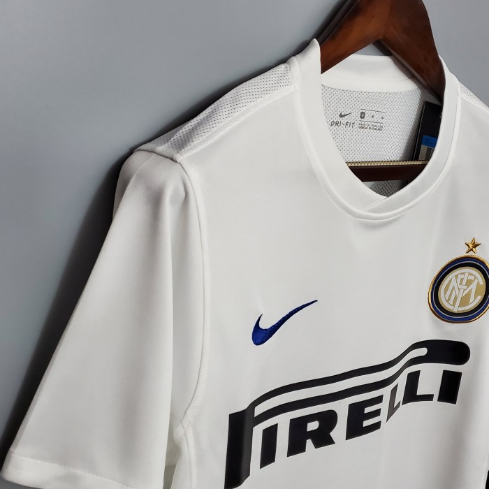 Retro Jersey 2010-2011 Inter Milan Away White Soccer Jersey