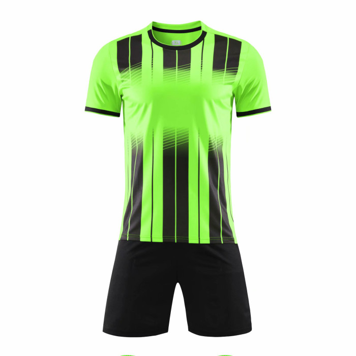 Green 6318 DIY Soccer Training Uniforms Blank Custom Jersey and Shorts