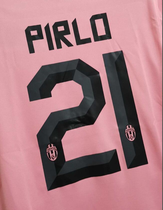 Retro Jersey 2011-2012 Juventus Away Pink PIRLO 21 Soccer Jersey
