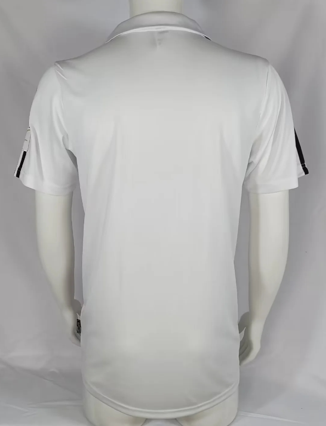 Retro Jersey 2002-2003 Real Madrid Home Soccer Jersey Vintage Football Shirt