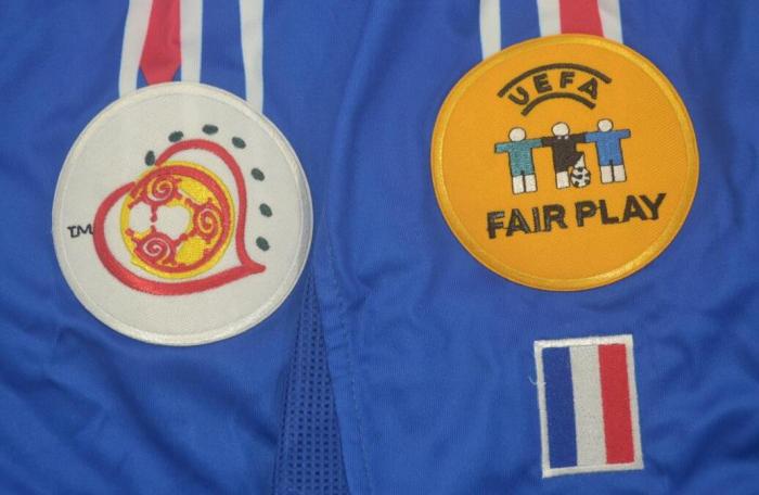 with Patch Retro Jersey 2004 France 10 ZIDANE Home Soccer Jersey
