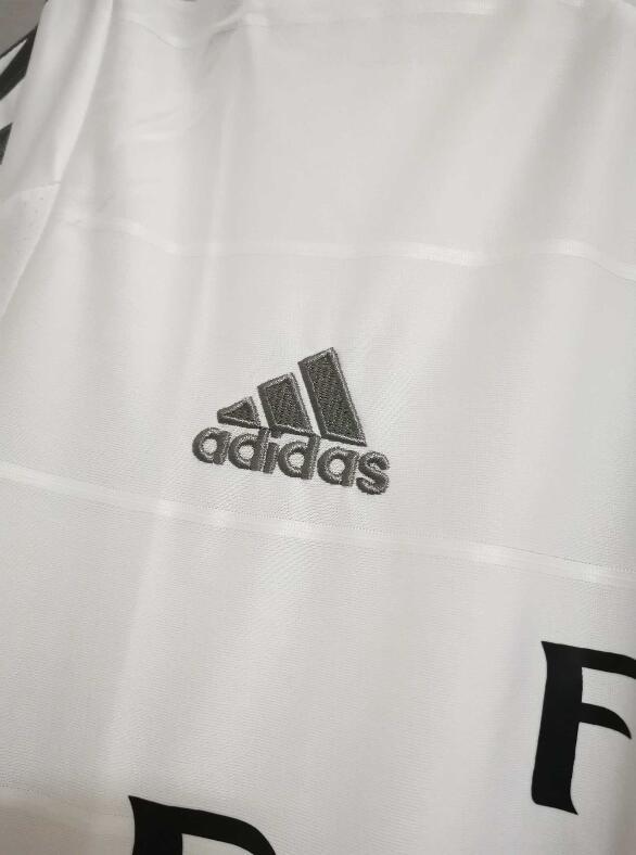 Retro Jersey 2013-2014 Real Madrid Home White Soccer Jersey Vintage Football Shirt