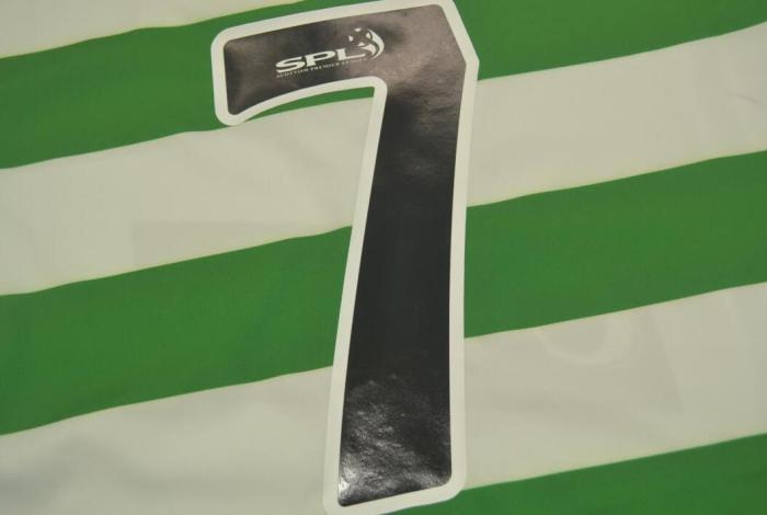 Retro Jersey 2005-2006 Celtic 7 LARSSON Home Soccer Jersey