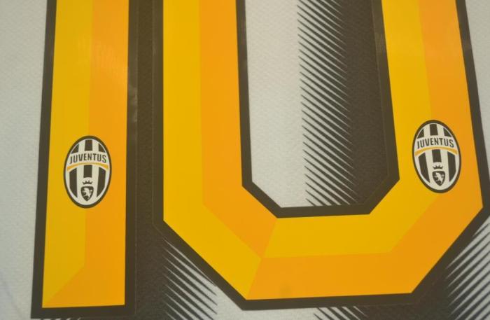 with Serie A Patch Retro Jersey 2011-2012 Juventus DEL PIERO 10 Home Soccer Jersey