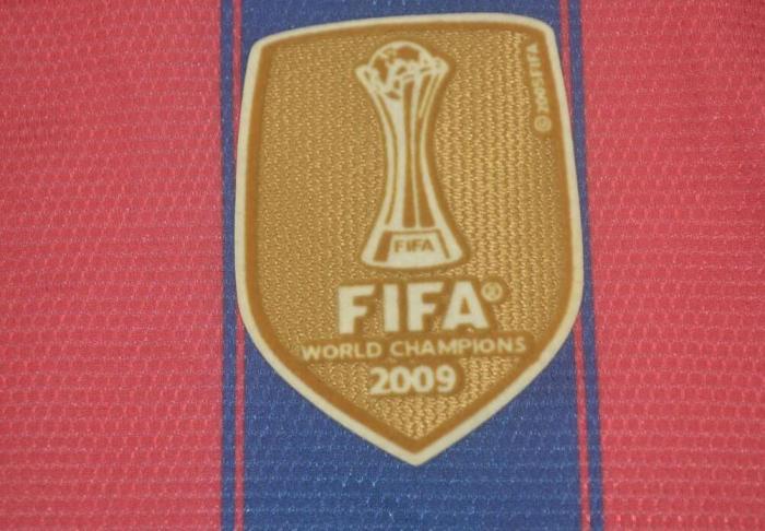 with UCL+Golden FIFA Patch Retro Jersey 2009-2010 Barcelona Home Soccer Jersey Vintage Football Shirt