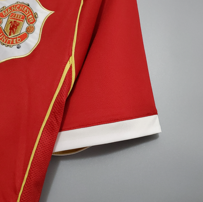 Retro Jersey 2006-2007 Manchester United Home Red Soccer Jersey