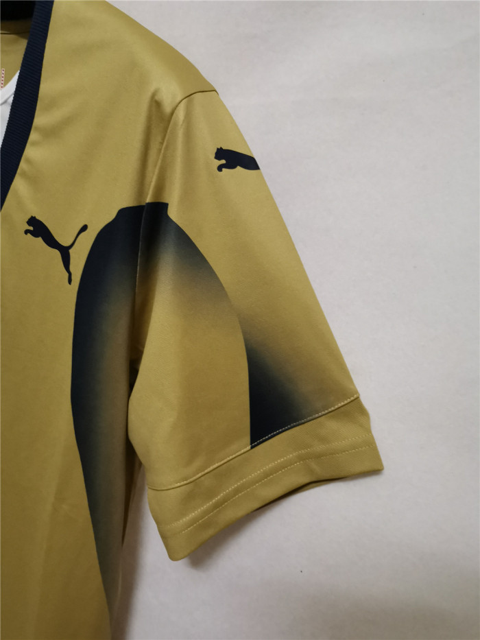Retro Jersey Italy 2006 Golden Goalkeeper Soccer Jersey