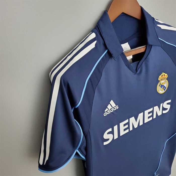 Retro Jersey 2005-2006 Real Madrid Away Dark Blue Soccer Jersey Vintage Football Shirt