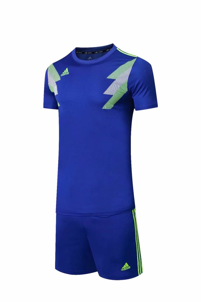 #605 Blue Soccer Training Uniform Blank Jersey and Shorts
