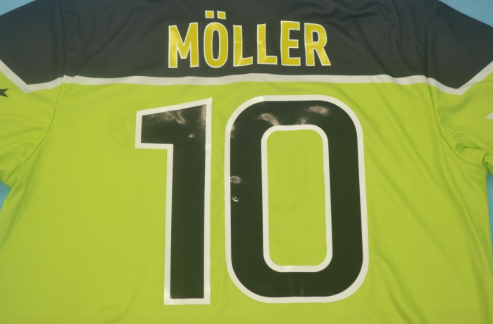 Retro Jersey 1996-1997 Borussia Dortmund 10 MOLLER UCL Version Yellow Soccer Jersey