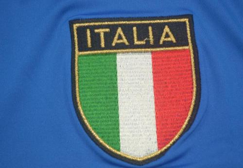 Retro Jersey Italy 2000 Home Soccer Jersey Vintage Football Shirt