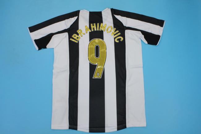 Retro Jersey 2004-2005 Juventus IBRAHIMOVIC 9 Home Soccer Jersey