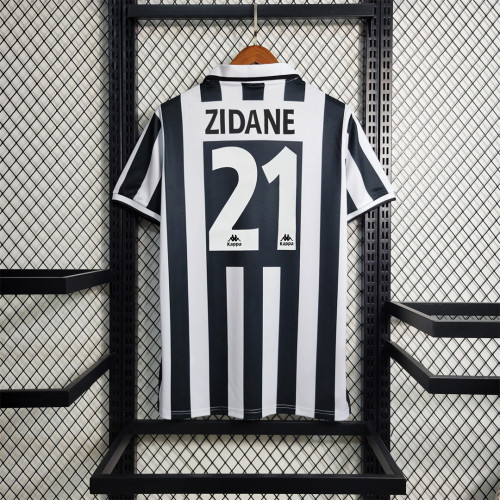 with Serie A+Coppa Italia+Scudetto Badge Retro Jersey Juventus 1995-1997 DIZANE 21 Home Vintage Soccer Jersey