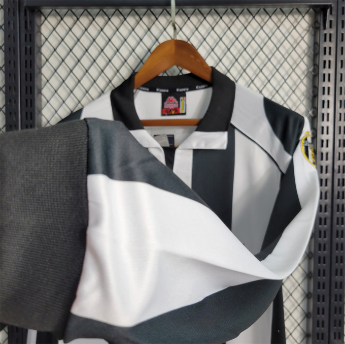 Long Sleeve Retro Jersey 1997-1998 Juventus Home Soccer Jersey Vintage Maillot de Foot