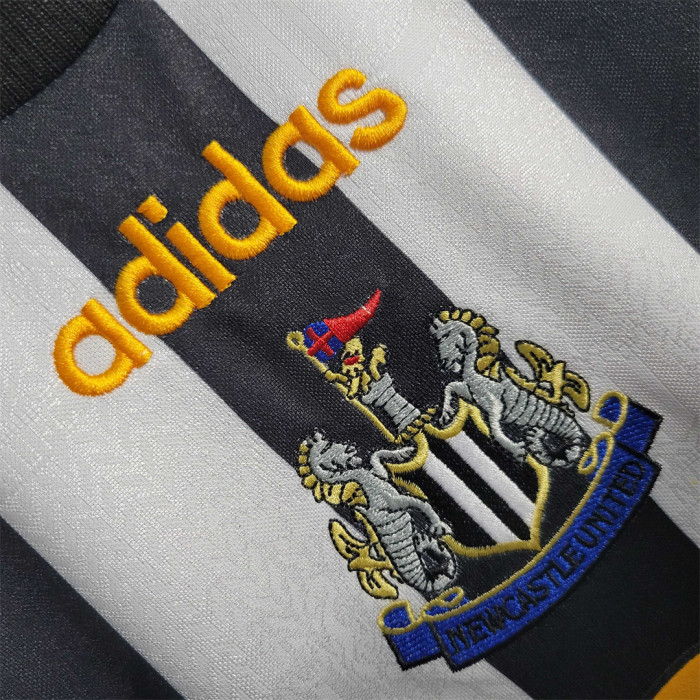 Long Sleeve Retro Jersey 1997-1999 Newcastle United Home Soccer Jersey Vintage Football Shirt