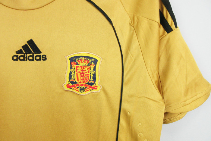 Retro Jersey 2008 Spain Away Golden Soccer Jersey Camiseta de España Football Shirt