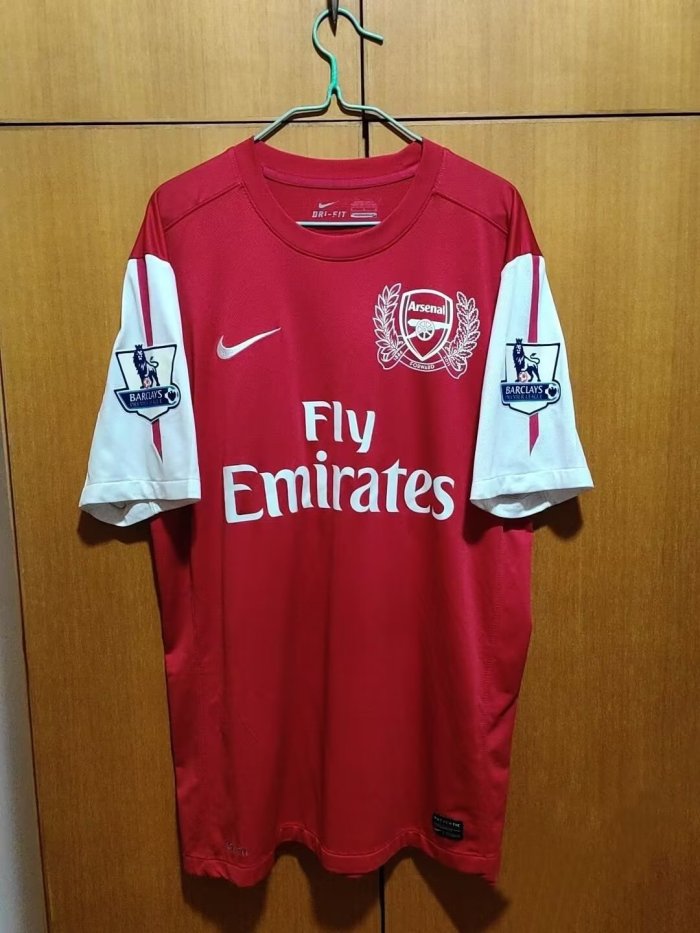 with EPL Patch Retro Jersey 2011-2012 Arsenal CHAMAKH 29 Home Soccer Jersey Vintage Football Shirt