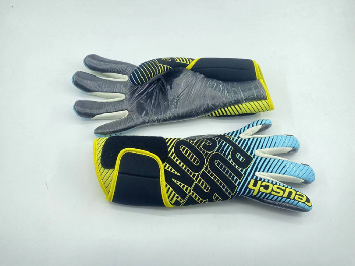 Best Quality Soccer Gloves Goalkeeper Rubber Football Gloves