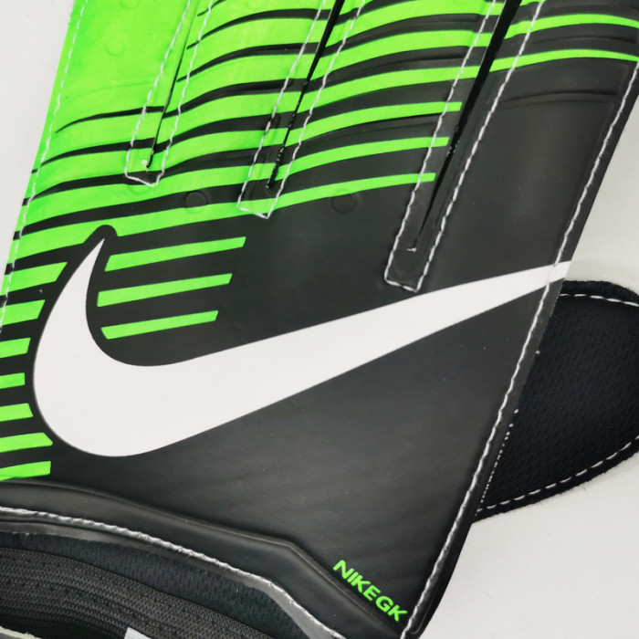 NK Best Quality Soccer Gloves Goalkeeper Football Gloves