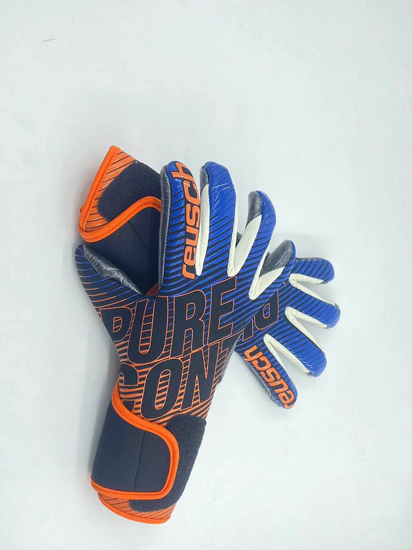 Best Quality Soccer Gloves Goalkeeper Rubber Football Gloves