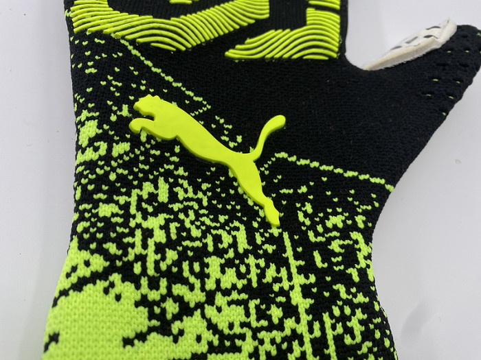 PM Best Quality Soccer Gloves Goalkeeper Rubber Football Gloves