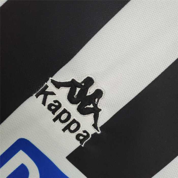 Retro Jersey 1994-1995 Juventus 10 Home Soccer Jersey Vintage Football Shirt