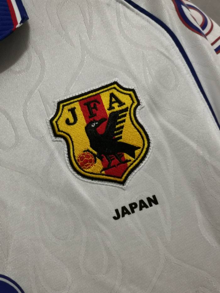 Retro Jersey Japan 1998 NAKATA 8 Away White Soccer Jersey Vintage Football Shirt