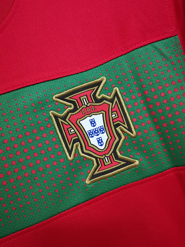Retro Jersey 2010 Portugal RONALDO 7 Home Soccer Jersey Vintage Football Shirt