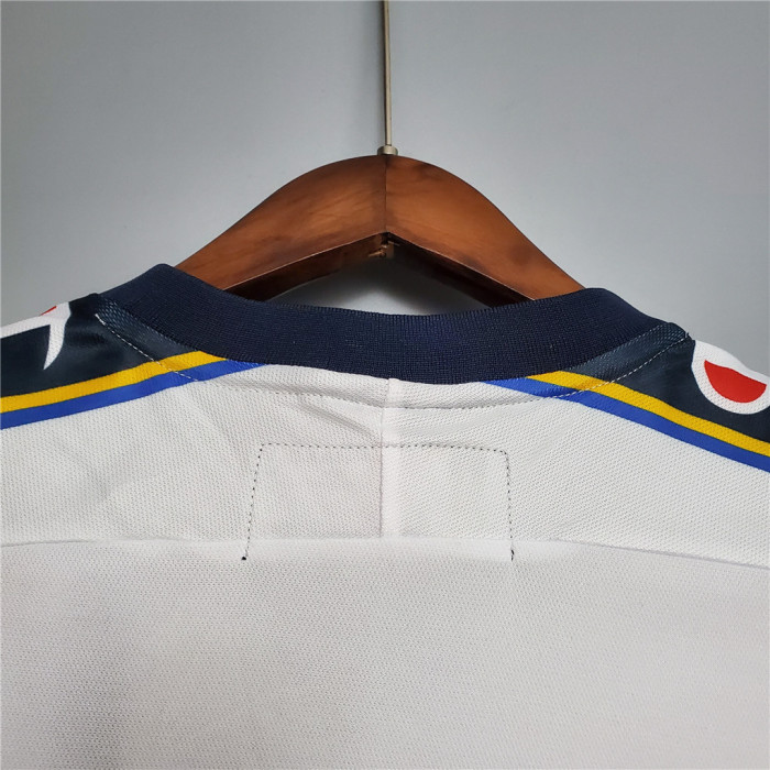 Retro Jersey 2002-2003 Parma 10 NAKATA Away White Soccer Jersey Vintage Football Shirt