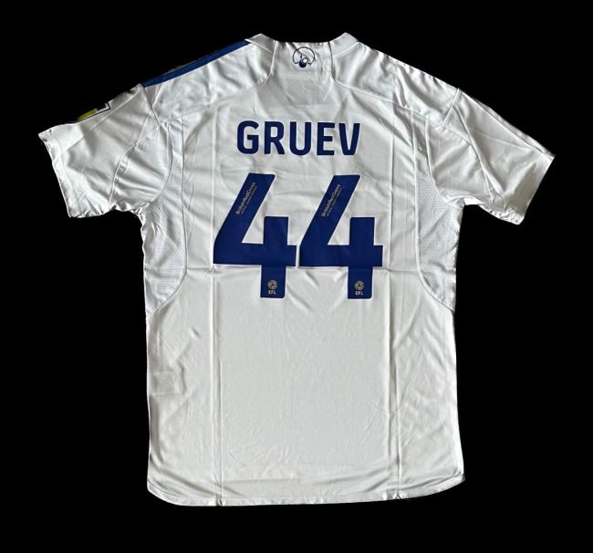with Champions EFL Patch Fans Version 2023-2024 Leeds United 44 GRUEV Home Soccer Jersey Football Shirt