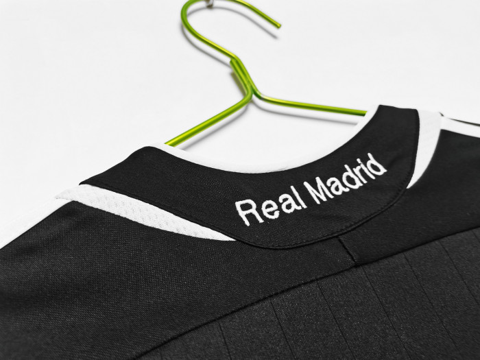 Retro Jersey 2006-2007 Real Madrid Away Black Vintage Soccer Jersey