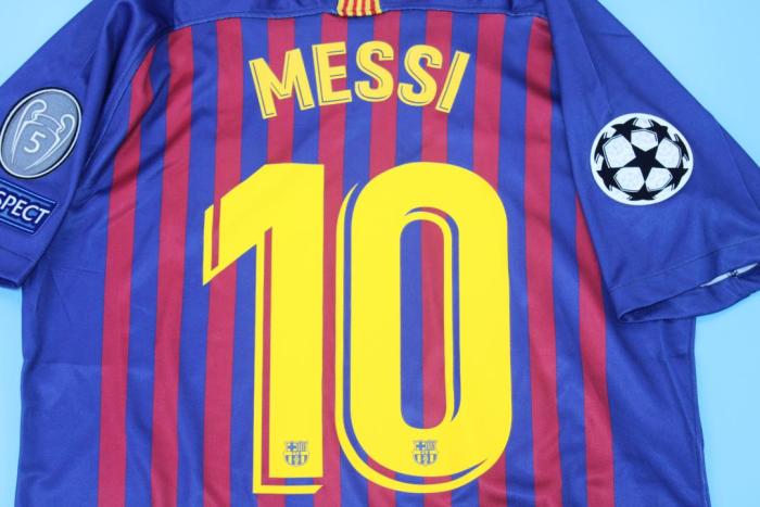 with UCL Patch Retro Jersey 2018-2019 Barcelona MESSI 10 Home Soccer Jersey Vintage Football Shirt