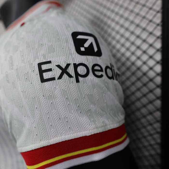 Player Version 2024-2025 Liverpool Third Away White Soccer Jersey