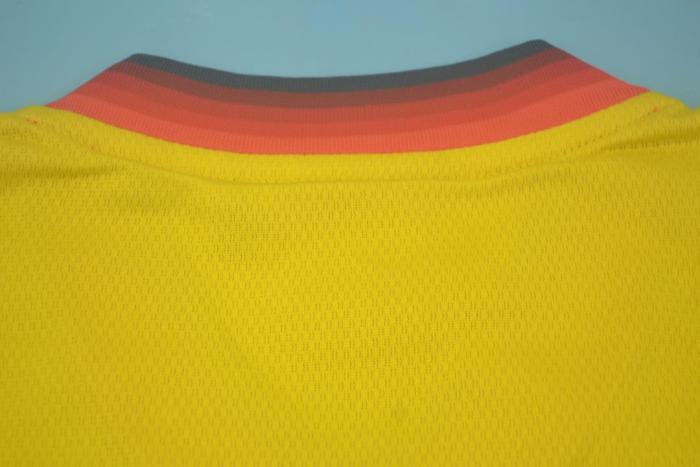 Retro Jersey 1997-1998 Liverpool Away Yellow Soccer Jersey Vintage Football Shirt