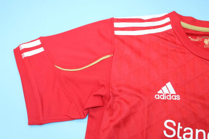 with Europa League Patch Retro Jersey 2010-2012 Liverpool Home Soccer Jersey Vintage Football Shirt