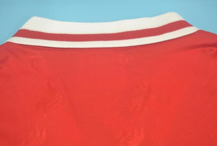 Retro Jersey 1996-1998 Liverpool OWEN 18 Home Soccer Jersey Vintage Football Shirt