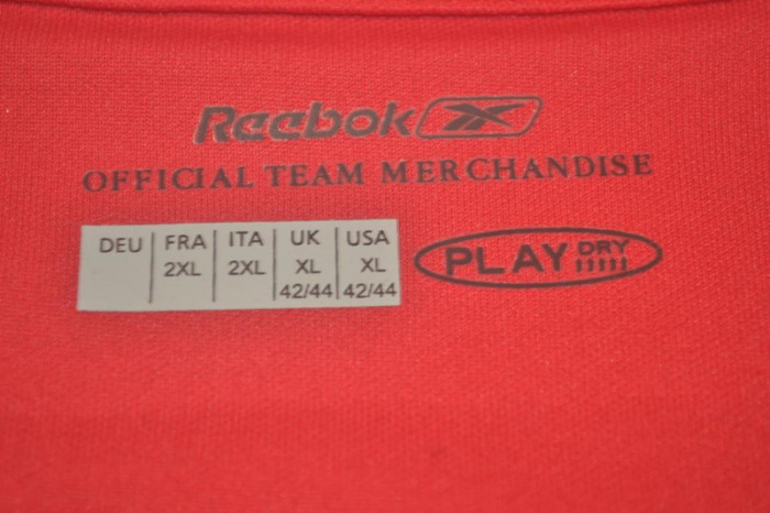 with Champions League+Trophy 5 Patch Retro Jersey 2005-2006 Liverpool Home Soccer Jersey