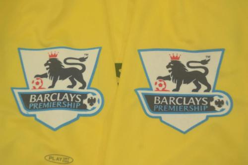 with EPL Patch Retro Jersey 2004-2005 Liverpool Away Yellow Soccer Jersey Vintage Football Shirt