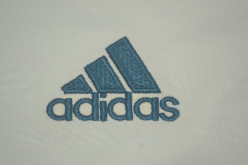 with UCL Patch Retro Jersey 2006-2007 Liverpool Away White Soccer Jersey Vintage Football Shirt