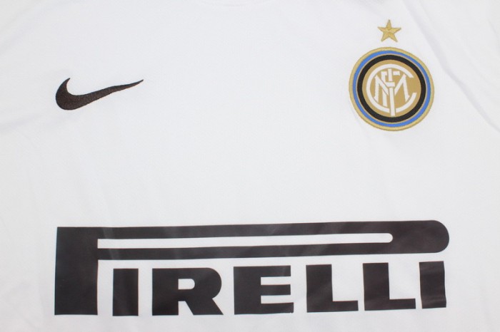 Retro Jersey 2008-2009 Inter Milan QUARESMA 77 Away White Vintage Soccer Jersey