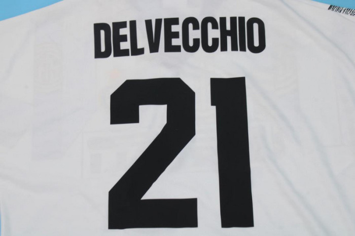 Retro Jersey 1995-1996 Inter Milan DELVECCHIO 21 Away White Soccer Jersey Vintage Football Shirt