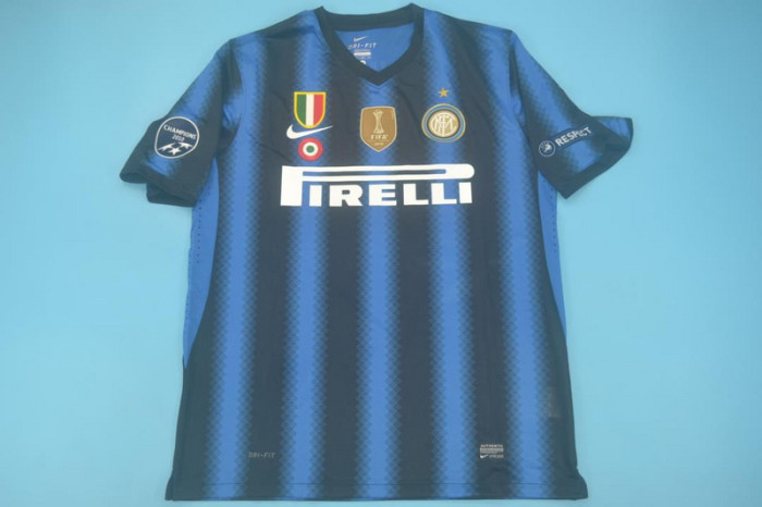 with Golden FIFA+Scudetto+Italia Coppa+UCL Patch Retro Jersey 2010-2011 Inter Milan CHIVU 26 Home Soccer Jersey Vintage Football Shirt