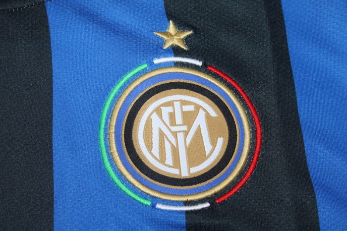 with Scudetto+UCL Patch Retro Jersey Inter Milan 2009-2010 Home Soccer Jersey