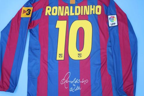with LFP+TV3 Patch Retro Jersey long sleeves 2005-2006 Barcelona RONALDINHO 10 Home Blue/Red Soccer Jersey