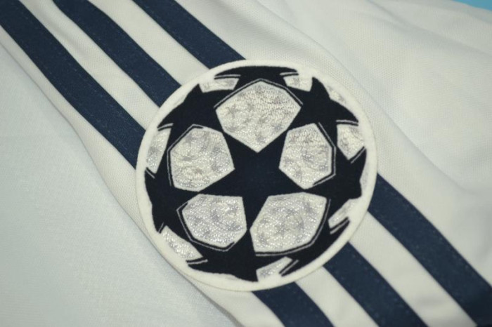 with UCL Patch Long Sleeve Retro Jersey 2001-2002 Real Madrid RAUL 7 Home Soccer Jersey