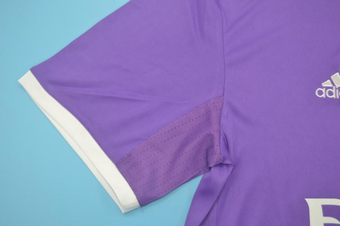 Retro Jersey Real Madrid 2016-2017 Away Purple Soccer Jersey Vintage Football Shirt