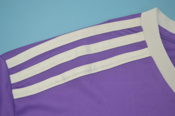 Retro Jersey Real Madrid 2016-2017 Away Purple Soccer Jersey Vintage Football Shirt